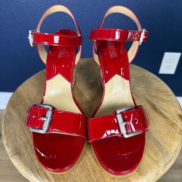 Michael Kors "Pacific" Patent Leather Striped Slingback Wedge Sandals, Size 10 - Picture 7 of 9
